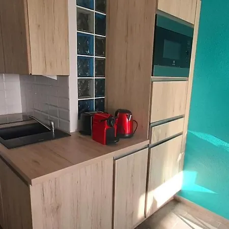 78, Port Nature Colline 2 Au Village Naturiste * آجد