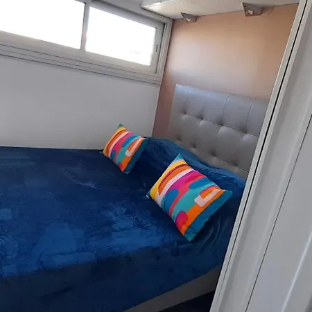 78, Port Nature Colline 2 Au Village Naturiste آجد